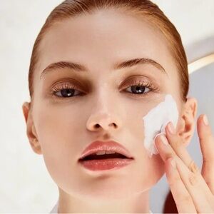 Clé de Peau Beauté • Softening Cleansing Foam, NIB